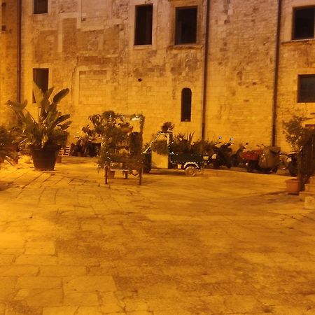 Dimora San Nicola Apartment Bari Exterior photo