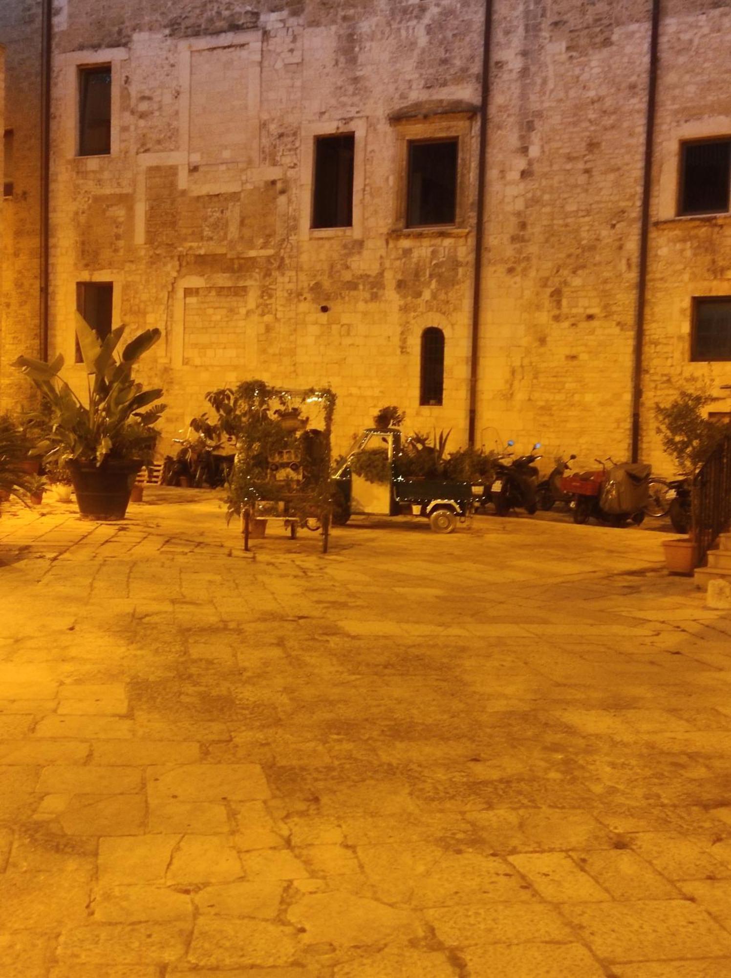 Dimora San Nicola Apartment Bari Exterior photo